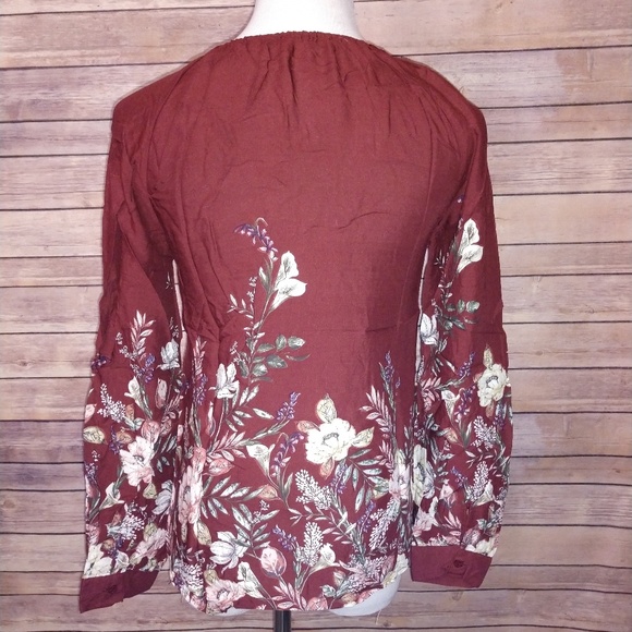 Burgundy Floral Top - Picture 4 of 7